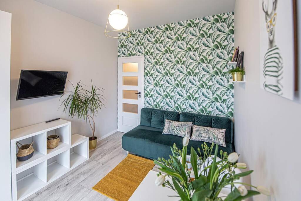 Apartament With Garden Bezplatny Parking !!! Krasków Εξωτερικό φωτογραφία